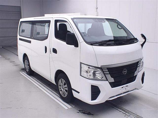 NISSAN CARAVAN VAN