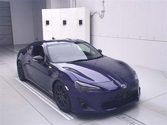 TOYOTA 86