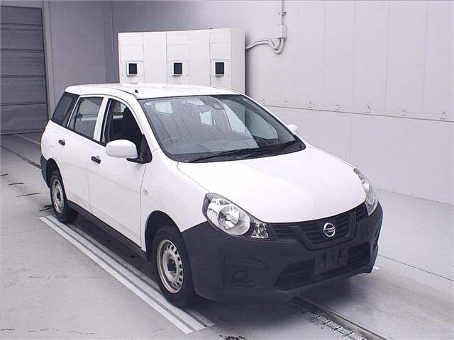NISSAN AD