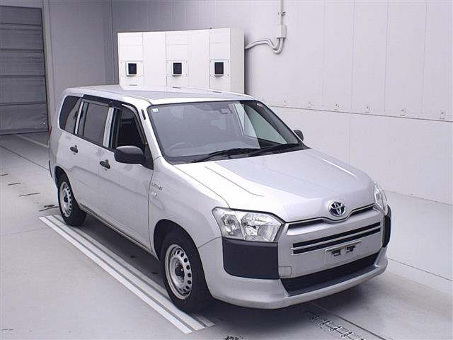 TOYOTA SUCCEED