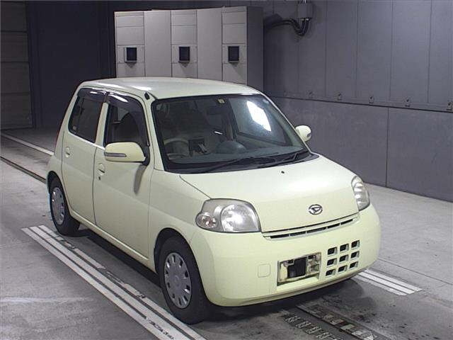 DAIHATSU ESSE