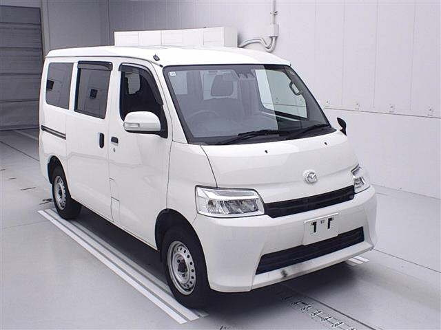 MAZDA BONGO VAN