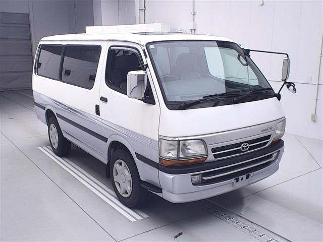 TOYOTA REGIUS ACE VAN