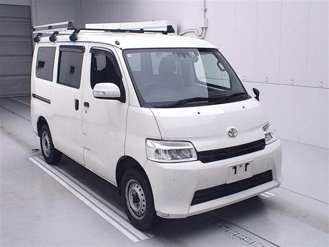 TOYOTA TOWN ACE VAN