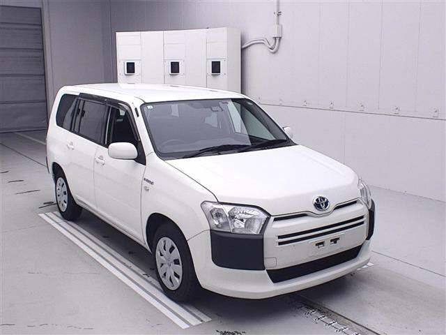 TOYOTA SUCCEED