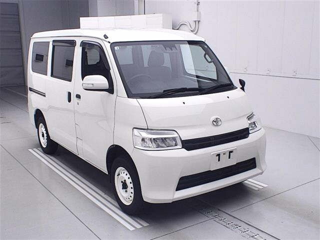TOYOTA TOWN ACE VAN