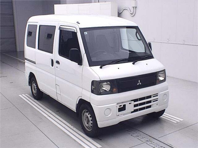 MITSUBISHI MINICAB VAN