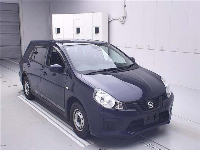 NISSAN AD