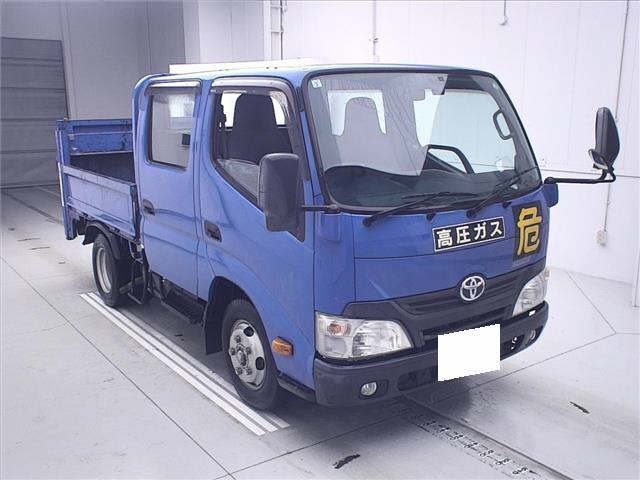 TOYOTA DYNA