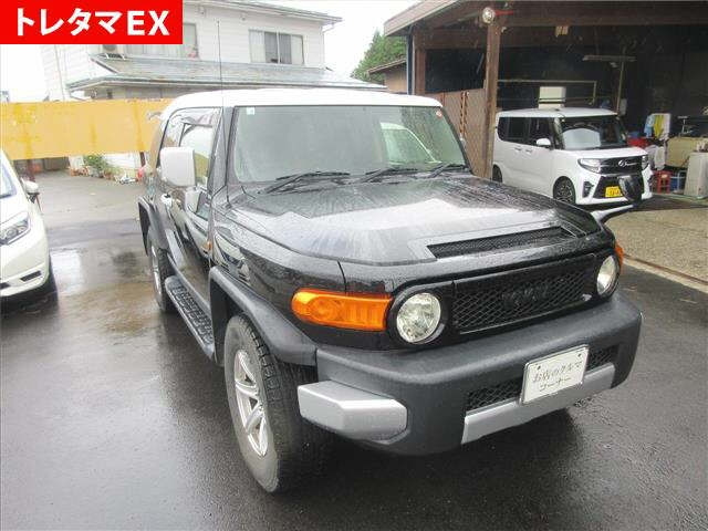 TOYOTA FJ CRUISER