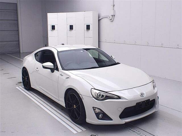 TOYOTA 86