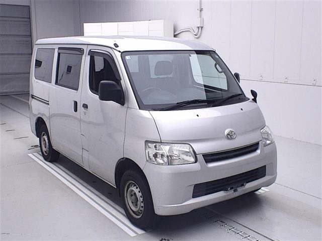 TOYOTA LITE ACE VAN