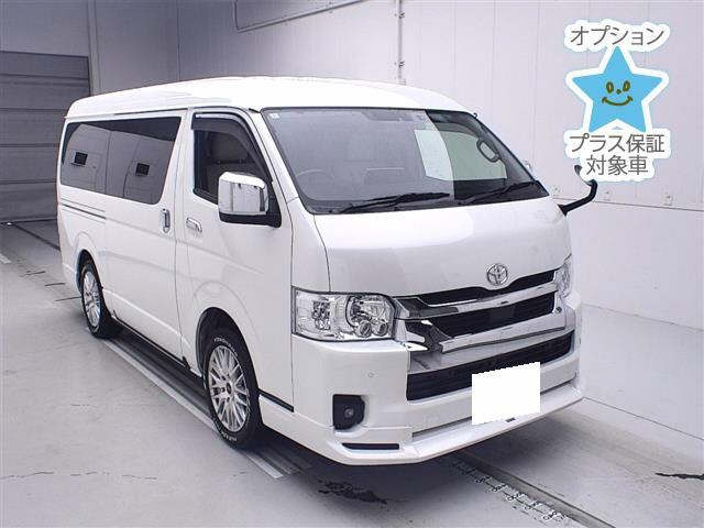 TOYOTA HIACE