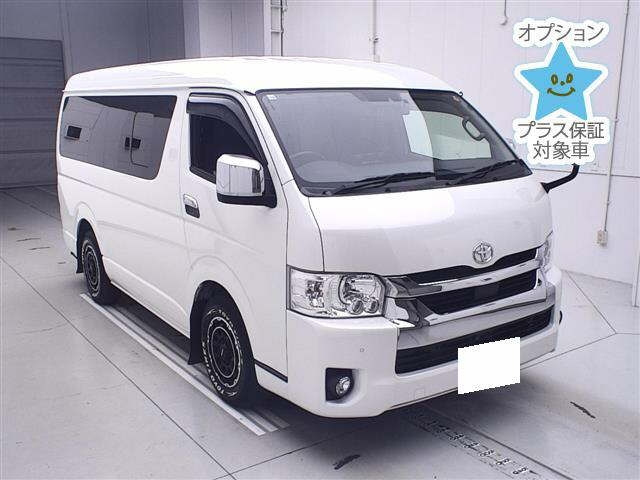 TOYOTA HIACE