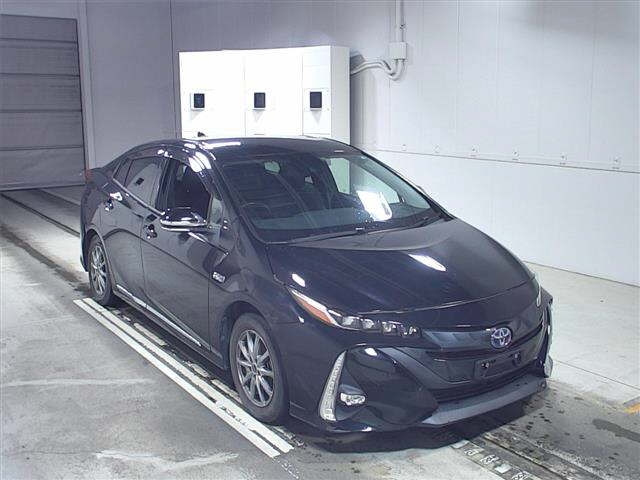 TOYOTA PRIUS PHV
