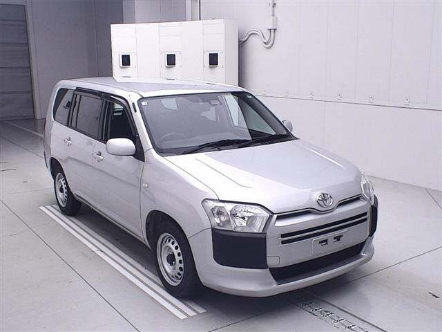 TOYOTA SUCCEED