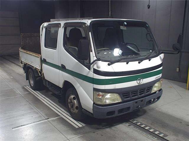 TOYOTA DYNA