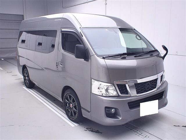 NISSAN CARAVAN BUS