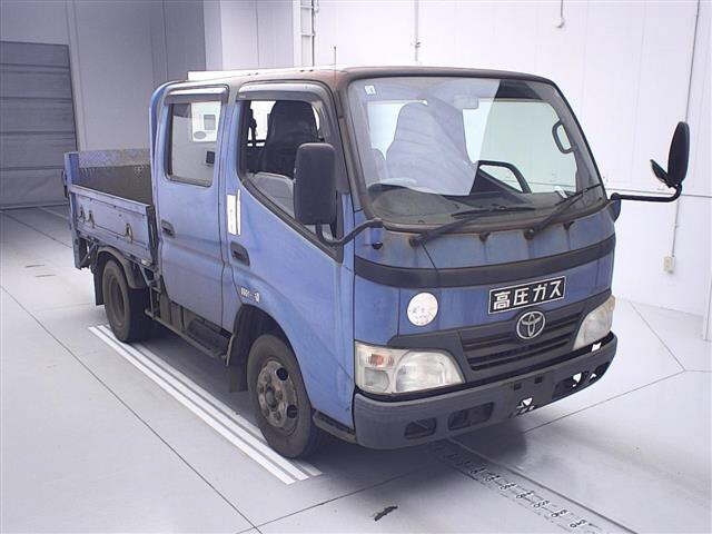 TOYOTA DYNA
