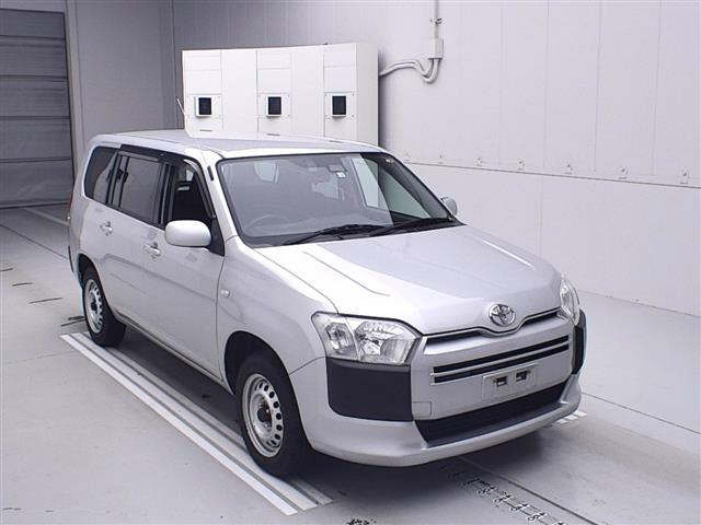 TOYOTA SUCCEED