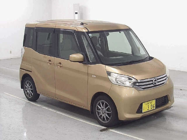 NISSAN DAYZ ROOX