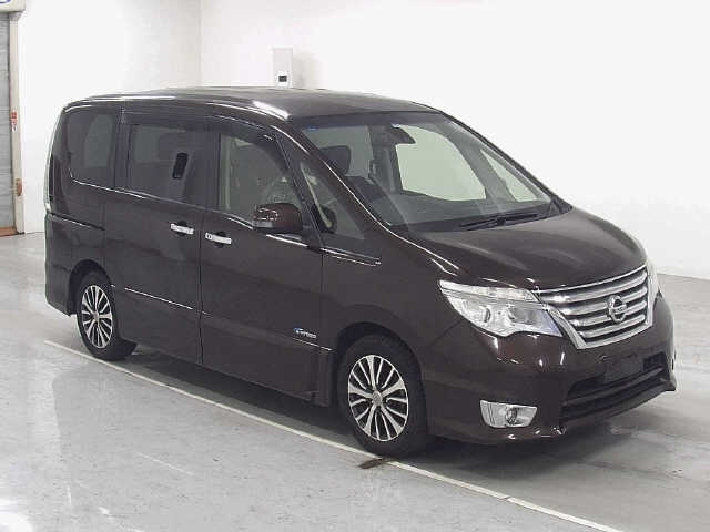 NISSAN SERENA