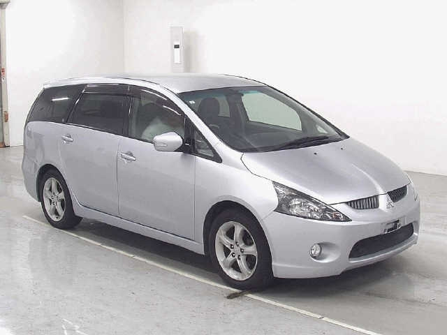 MITSUBISHI GRANDIS