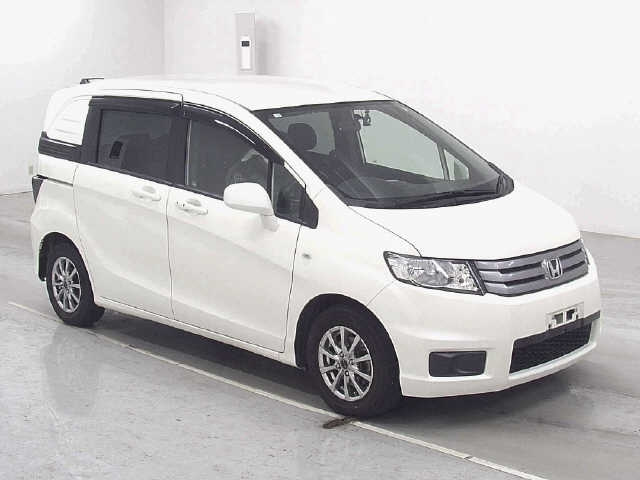 HONDA FREED