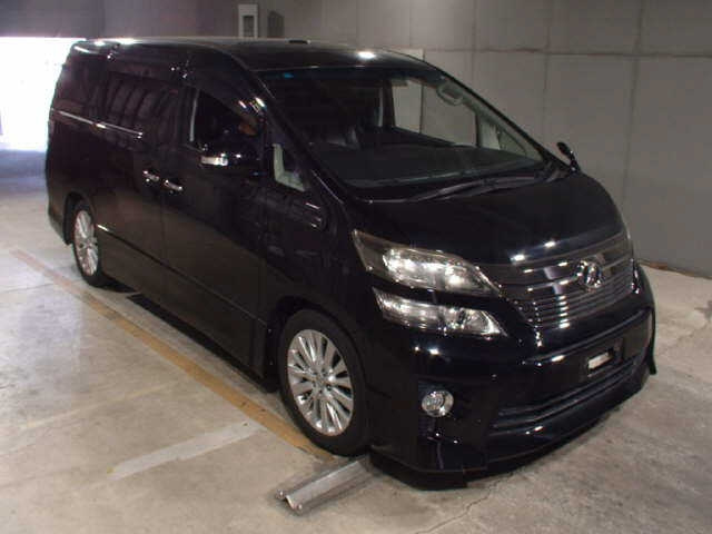 TOYOTA VELLFIRE