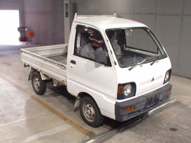 MITSUBISHI MINICAB TRUCK