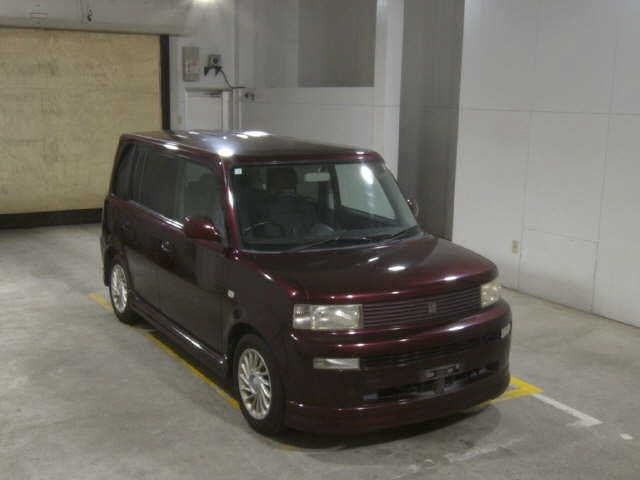 TOYOTA BB