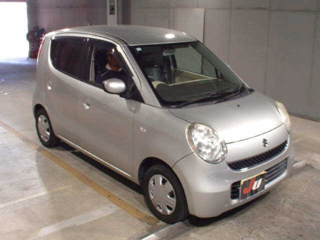 SUZUKI MRWAGON