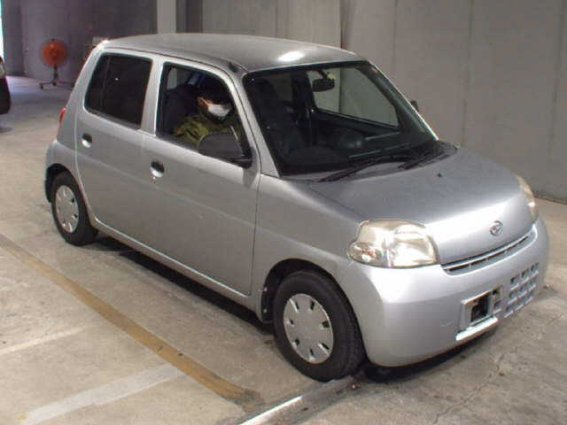 DAIHATSU ESSE