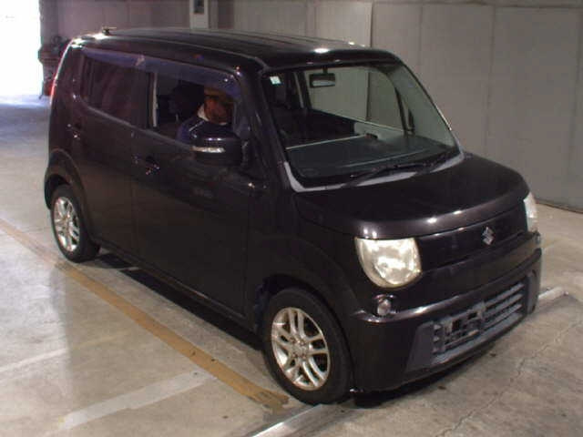 SUZUKI MRWAGON