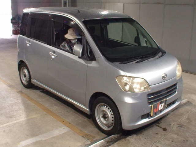 DAIHATSU TANTO EXE