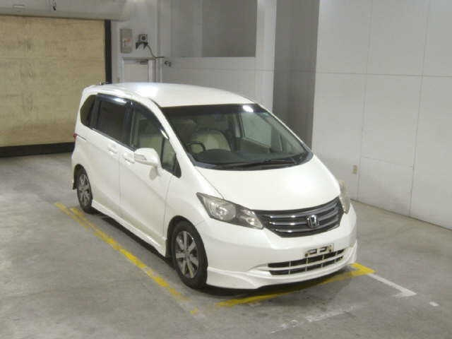 HONDA FREED