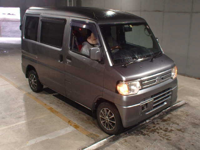 MITSUBISHI MINICAB VAN