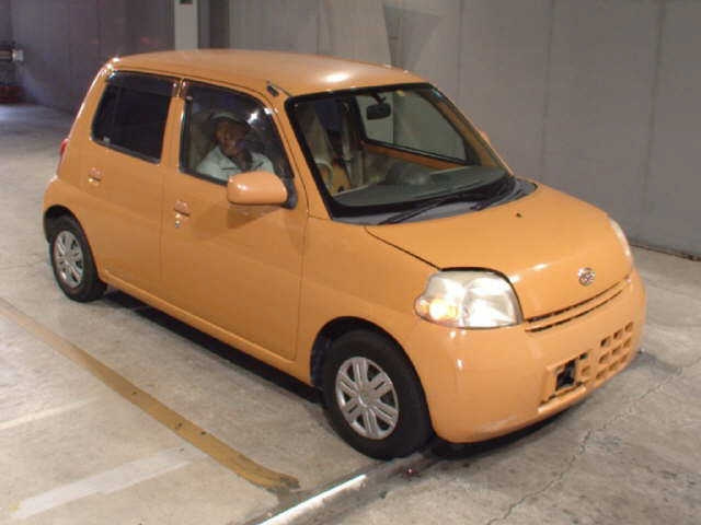 DAIHATSU ESSE