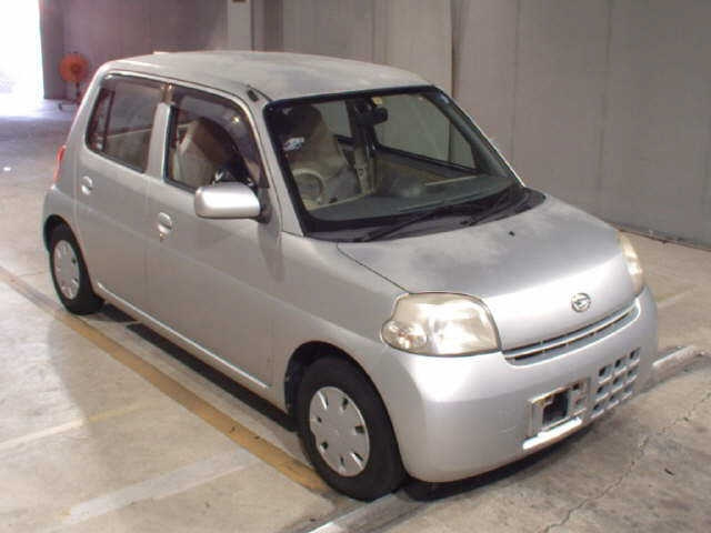 DAIHATSU ESSE