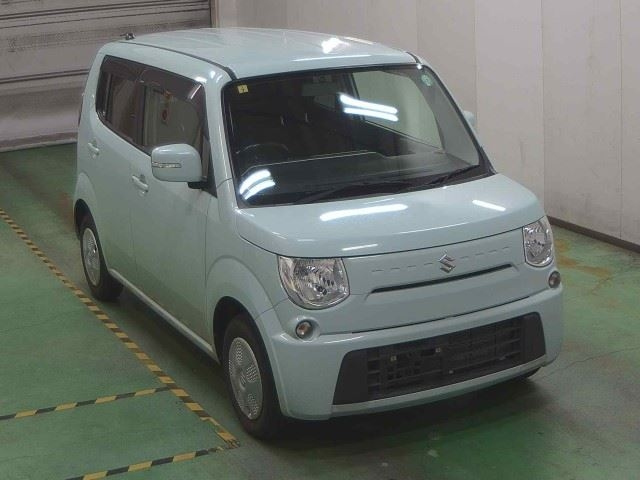 SUZUKI MRWAGON