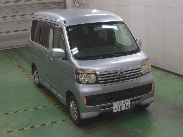 DAIHATSU ATRAI WAGON