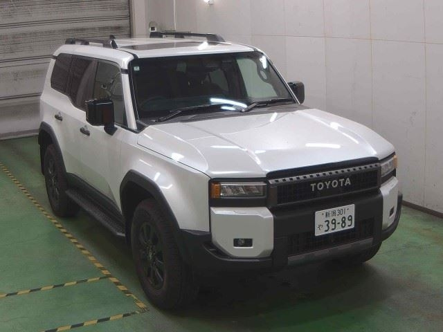 TOYOTA LAND CRUISER