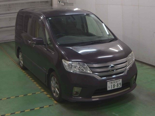 NISSAN SERENA