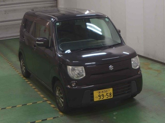 SUZUKI MRWAGON