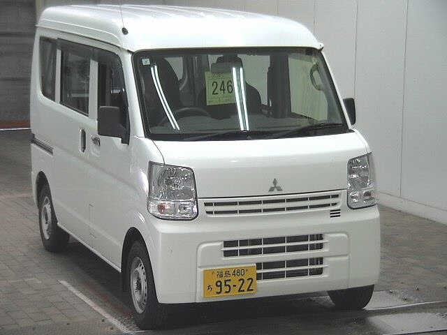 MITSUBISHI MINICAB VAN