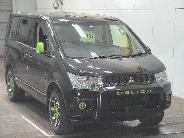 MITSUBISHI DELICA D5