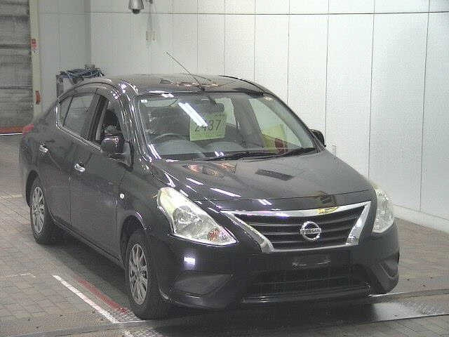 NISSAN LATIO