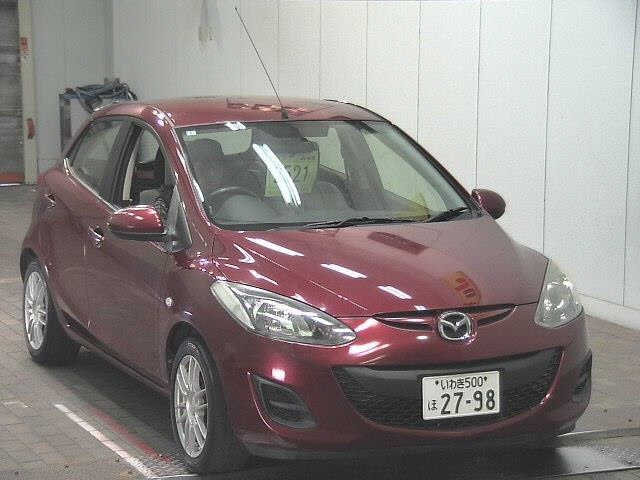 MAZDA DEMIO