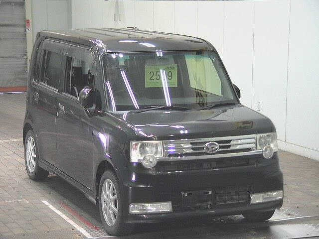 DAIHATSU MOVE CONTE