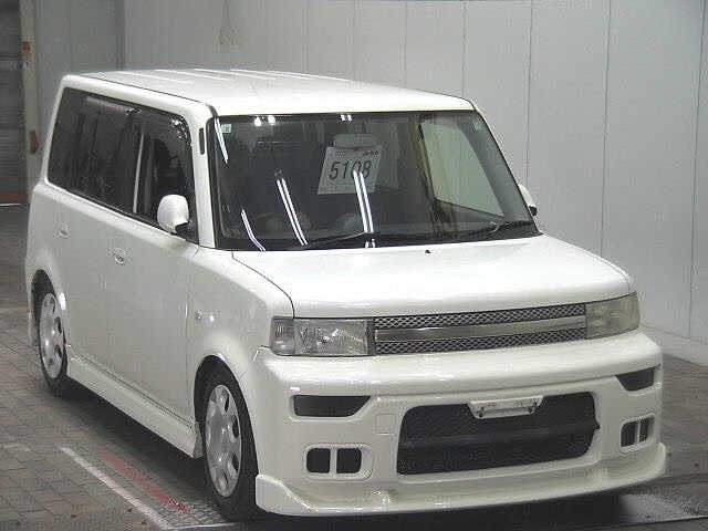 TOYOTA BB